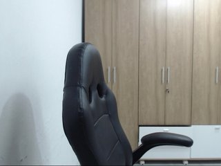 RoxanaMilf Porn Show