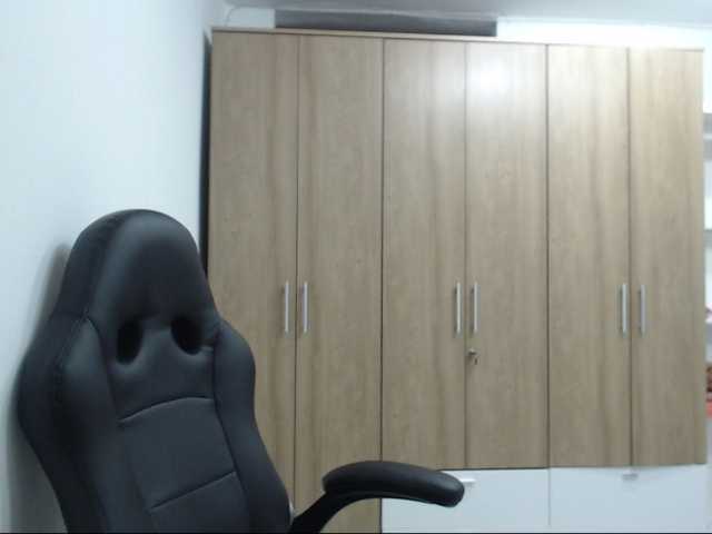 RoxanaMilf live cam on BongaCams