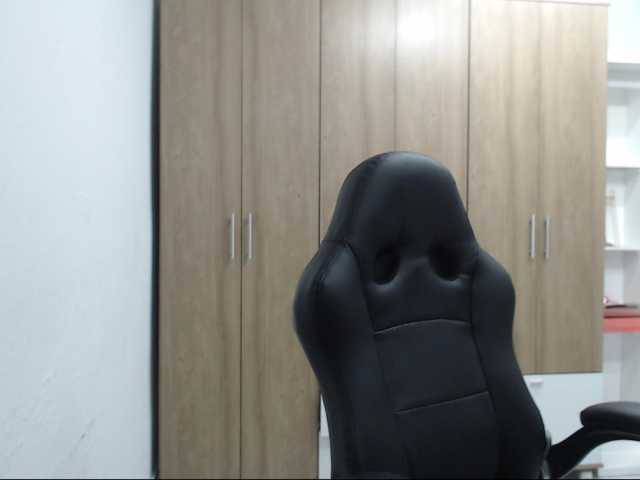 RoxanaMilf live cam on BongaCams