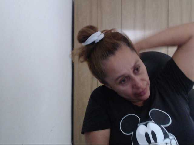 RoxanaMilf live cam on BongaCams