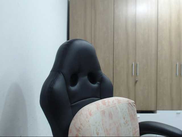RoxanaMilf live cam on BongaCams