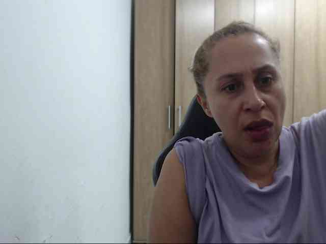 RoxanaMilf Live Webcam on BongaCams