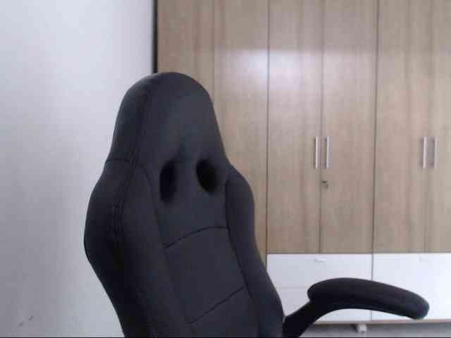 RoxanaMilf webcam