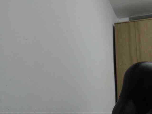 RoxanaMilf webcam