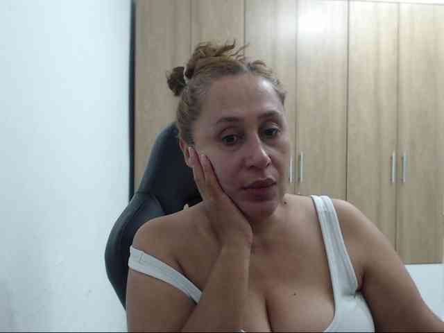 RoxanaMilf