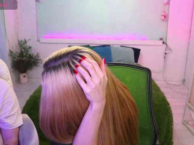 AlisaAleks webcam
