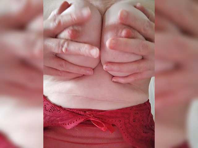 Stella65's BongaCams show and profile