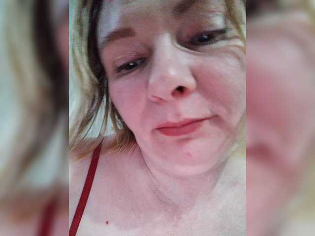 Stella65's BongaCams show and profile