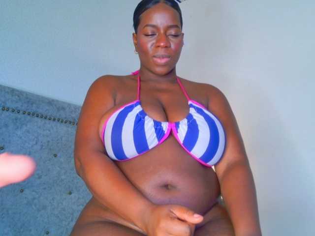 KayaBrown live cam on BongaCams