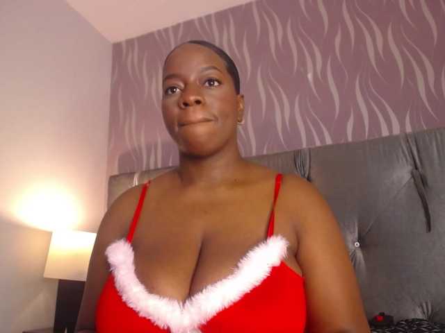 KayaBrown live cam on BongaCams