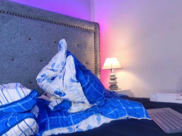 KayaBrown live cam on BongaCams