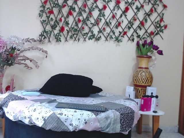 NicoleSantana live cam on BongaCams
