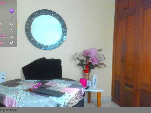 NicoleSantana's BongaCams show and profile