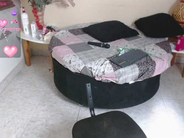 NicoleSantana live cam on BongaCams