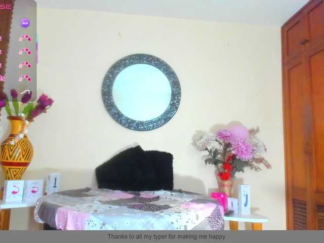 NicoleSantana's BongaCams show and profile