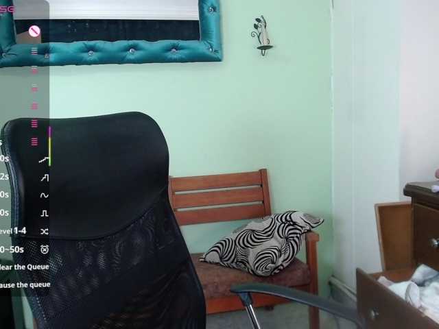 NicoleSantana live cam preview