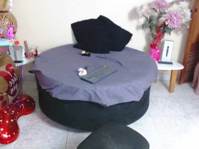 NicoleSantana live cam on BongaCams