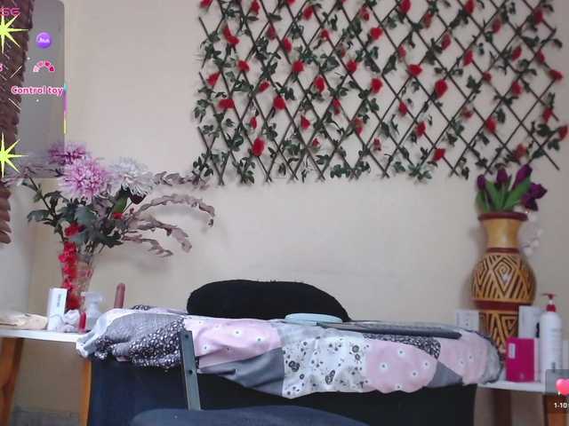 NicoleSantana live cam on BongaCams