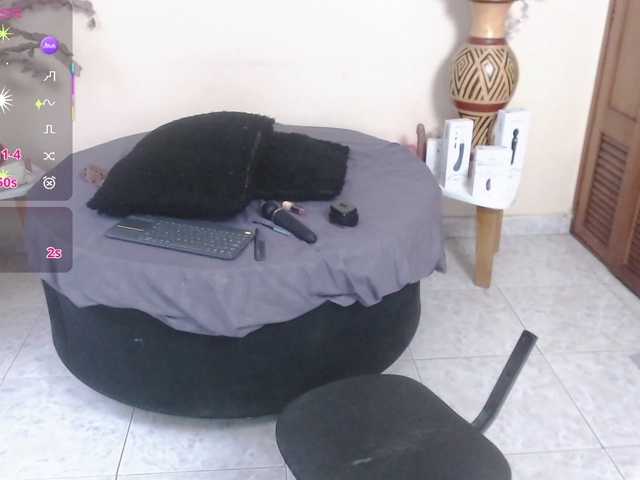 NicoleSantana live cam on BongaCams