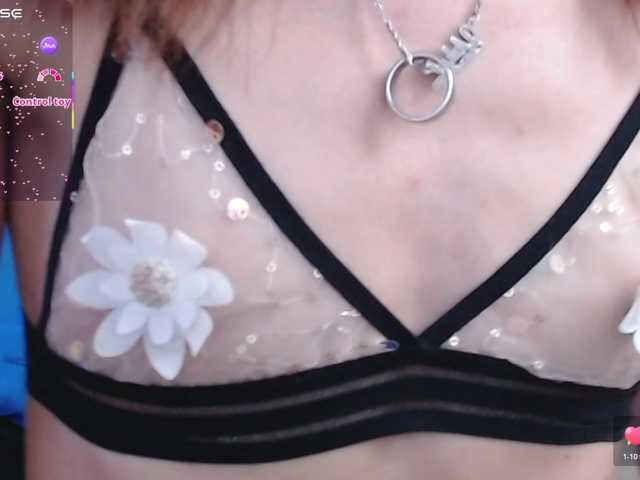 NicoleSantana live webcam show