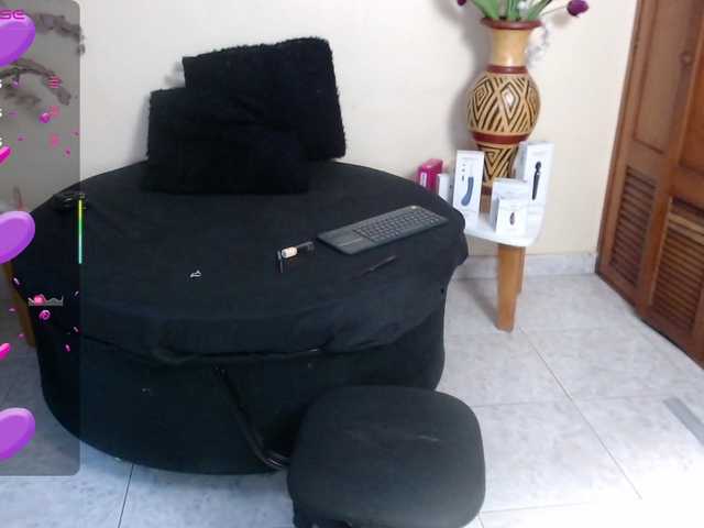 NicoleSantana live cam preview