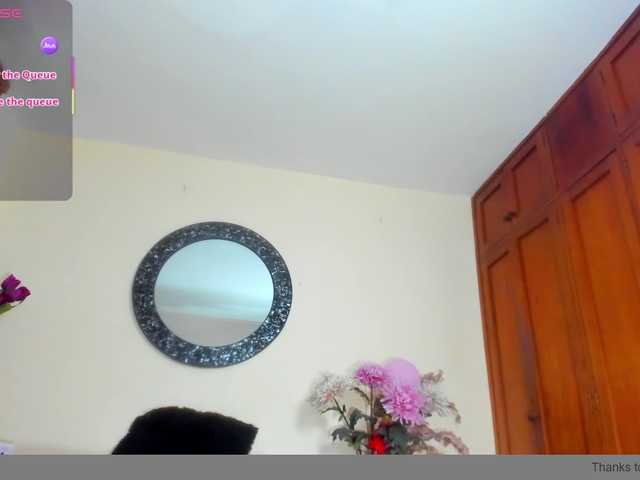 NicoleSantana's BongaCams show and profile