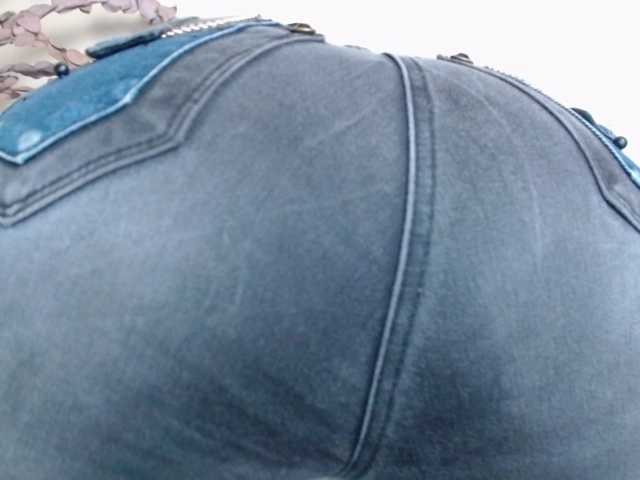 NicoleSantana live cam preview