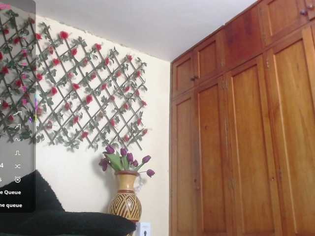 NicoleSantana live cam preview