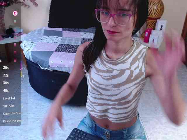 NicoleSantana's webcam live show