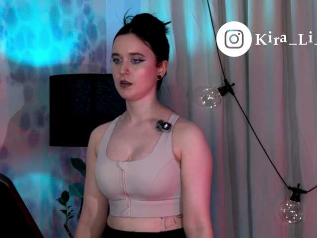 Kira Li Lime live cam