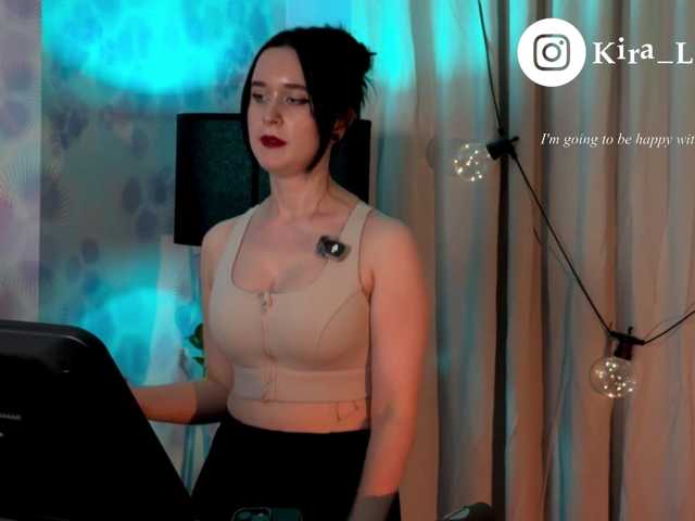 KiraLiLime live cam on BongaCams