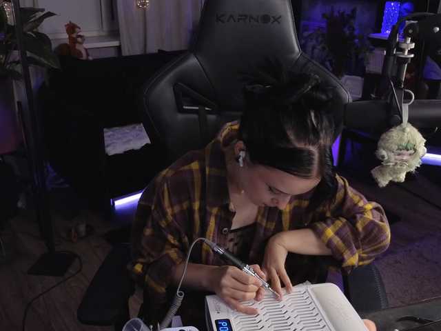 Live трансляция Kira_Li_Lime - slutnetki.online