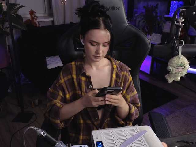 Live трансляция Kira_Li_Lime - slutnetki.online