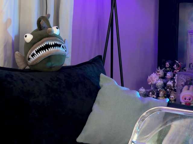 Kira_Li_Lime live cam