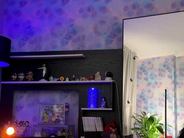go to chat with Kira_Li_Lime