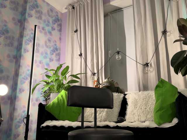 KiraLiLime's BongaCams profile