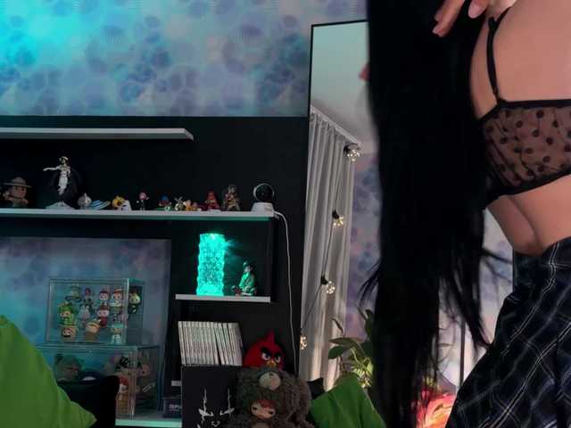 go to chat with Kira_Li_Lime