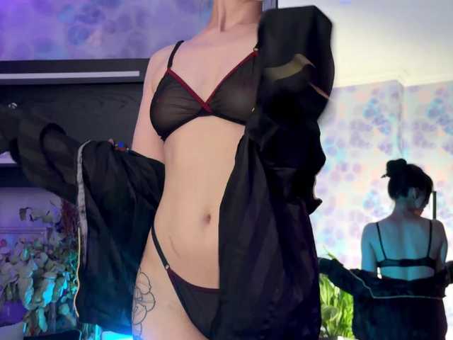 go to chat with Kira_Li_Lime