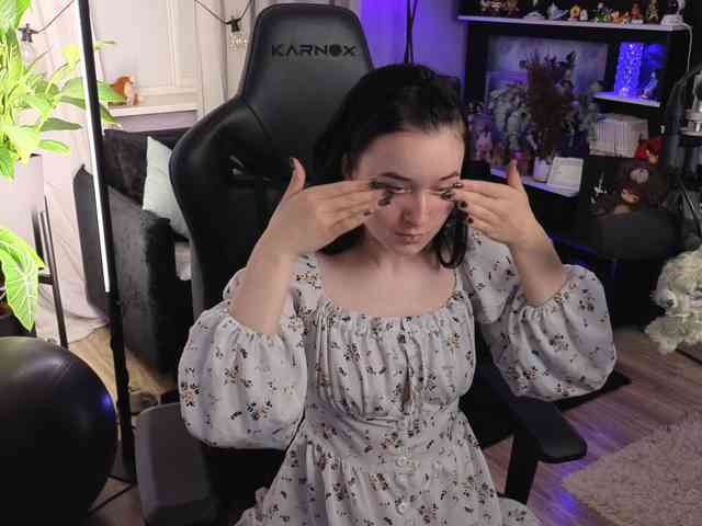 Kira_Li_Lime webcam