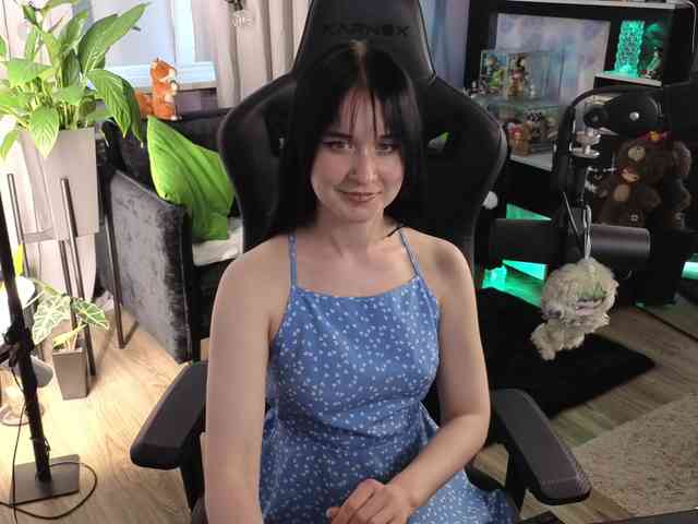 Kira_Li_Lime webcam