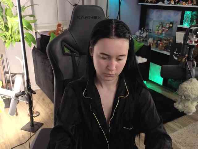 KiraLiLime Live Webcam on BongaCams