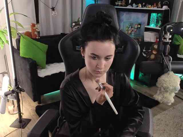 Kira_Li_Lime webcam