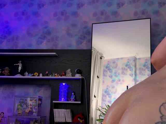 Kira_Li_Lime webcam