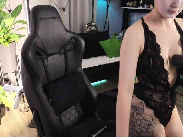 Kira_Li_Lime webcam