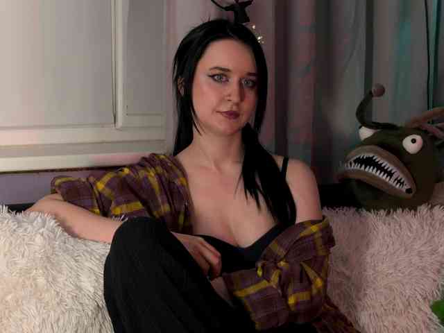 KiraLiLime Live Webcam on BongaCams