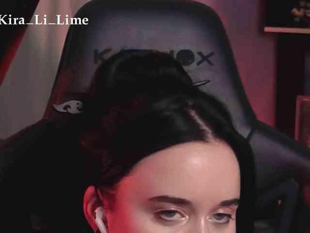 Модель: Kira_Li_Lime