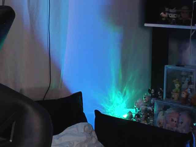 Kira_Li_Lime webcam
