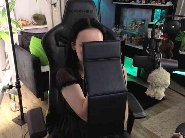Kira_Li_Lime webcam