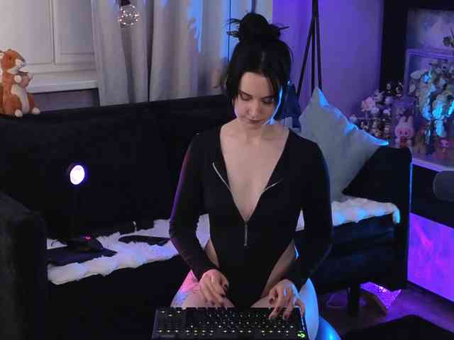 Kira_Li_Lime webcam