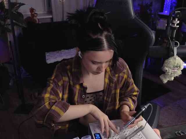 Kira_Li_Lime webcam